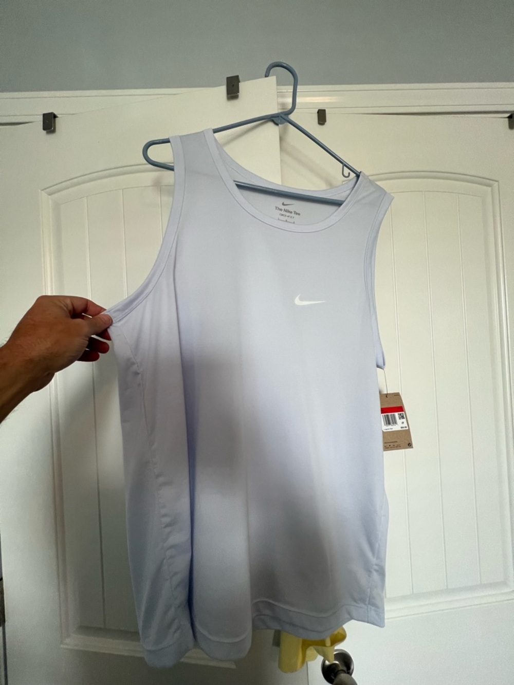 Mens NWT Nike Dri fit tank. Brand new, no rips, stains, tears. Never worn